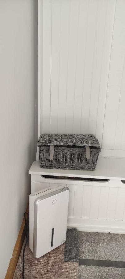 Joanna'S Studio , Key Locker By Whatsapp Own Entrance, Own Bathroom Йол Экстерьер фото